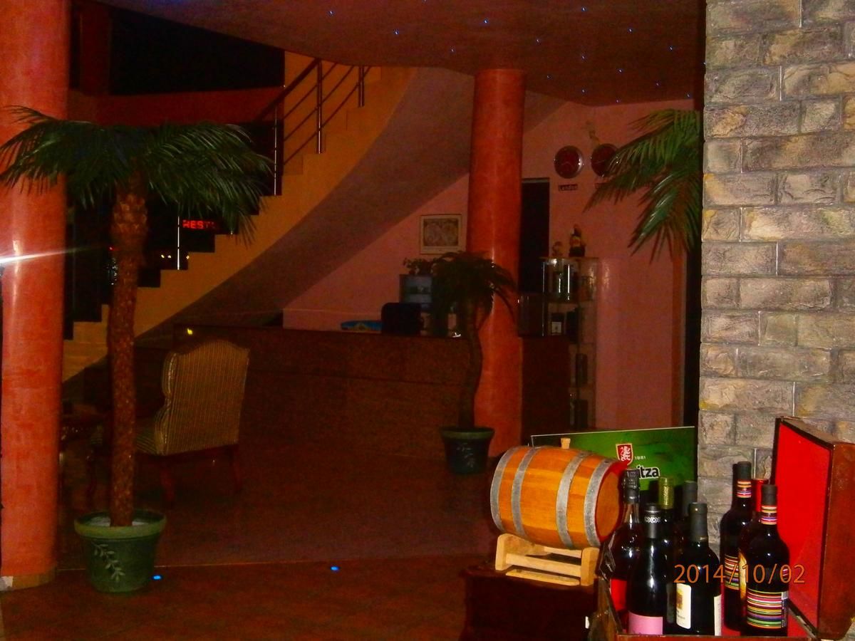 Отель Hotel Cabana SPA & Relax Bar Пловдив-17